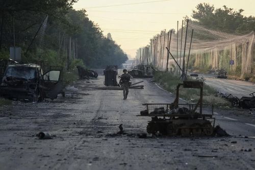 Nga tập kích dồn dập cửa ngõ của 'vành đai pháo đài' Ukraine
