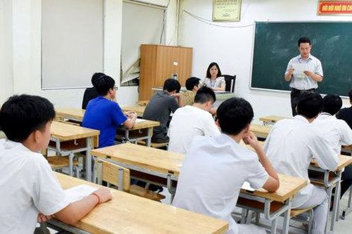 Hà Nội bắt đầu chấm phúc khảo bài thi vào lớp 10