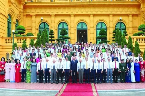 Mục lục Tạp chí Lý luận chính trị
