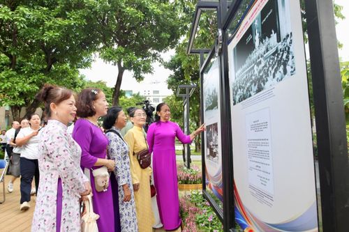 Bản anh hùng ca kỷ nguyên vươn mình