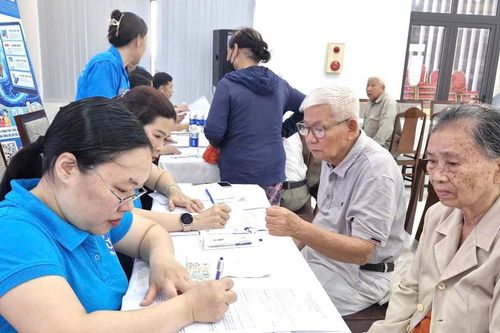 'Phao cứu sinh' cho người bệnh