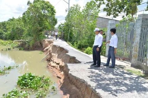 Đồng Tháp: Tăng cường phòng, chống sụt lún, sạt lở, ngập úng, hạn hán, xâm nhập mặn