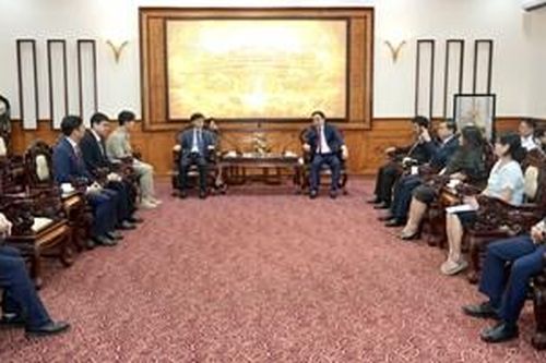 Đồng hành, tạo điều kiện thuận lợi cho các nhà đầu tư