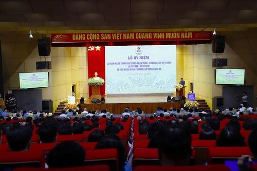 Công đoàn TKV: 30 năm đồng hành cùng thợ mỏ, viết tiếp truyền thống 'Kỷ luật và Đồng tâm'