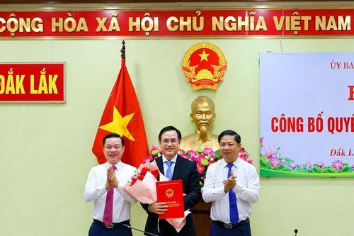 Ông Hồ Quang Đệ được bổ nhiệm làm Giám đốc Sở Xây dựng Đắk Lắk