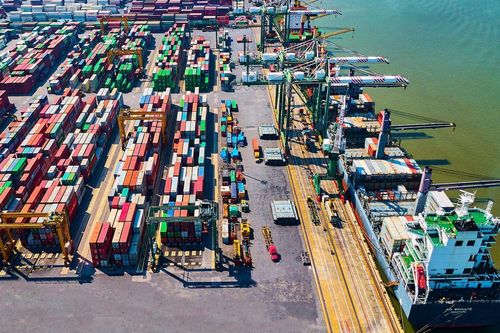 Cải cách hành chính tạo lực đẩy cho tăng trưởng hàng hóa qua cảng biển