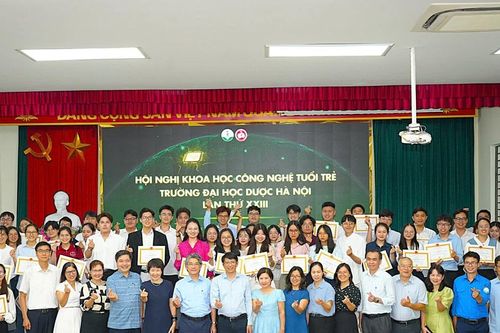 Đổi mới sáng tạo lan tỏa tại Hội nghị KHCN Tuổi trẻ Đại học Dược Hà Nội