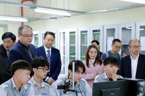 Mô hình đào tạo theo đơn đặt hàng từ doanh nghiệp nhằm giữ chân lao động trẻ