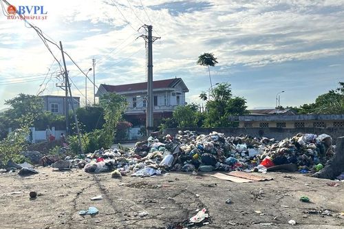VKSND khu vực 9, tỉnh Thanh Hóa kiến nghị xử lý tình trạng ô nhiễm tại điểm tập kết rác thải