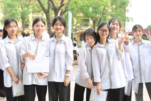 Công bố điểm thi tốt nghiệp trung học phổ thông 2026: Thủ khoa tuyệt đối khối A00 là học sinh Bắc Ninh