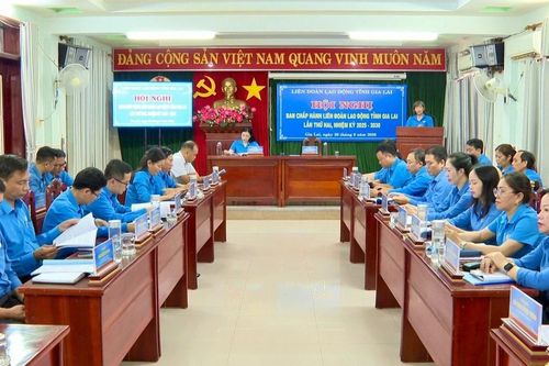 Các cấp Công đoàn tỉnh Gia Lai trao khoảng 2.600 suất quà cho đoàn viên, người lao động