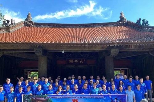 Đa dạng hình thức giáo dục chính trị cho đoàn viên thanh niên