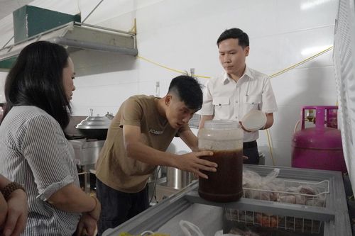 An toàn thực phẩm ở cơ sở: Nhiều thách thức sau sáp nhập