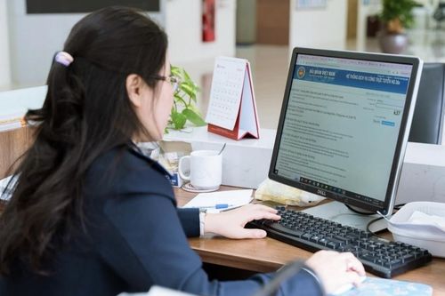 Hải quan giảm thủ tục cho doanh nghiệp gia công, sản xuất xuất khẩu