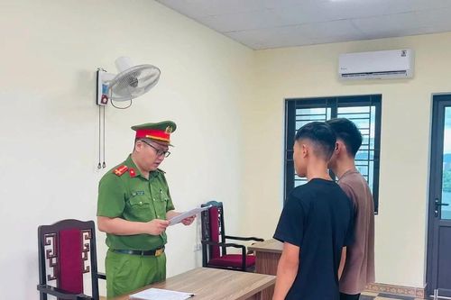 Phóng nhanh gây tai nạn chết người, 2 nam sinh bị khởi tố