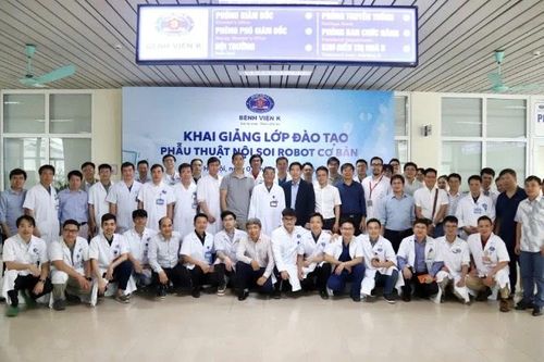 Đào tạo, nâng cao trình độ phẫu thuật nội soi robot trong điều trị ung thư
