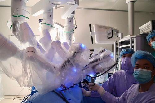 Làm chủ các kỹ thuật tiên tiến phẫu thuật nội soi robot trong điều trị ung thư