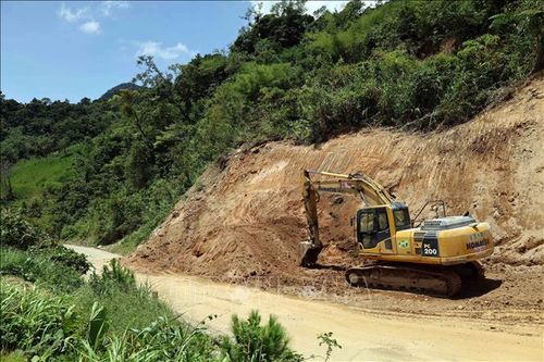 Cảnh báo lũ quét, sạt lở đất trong đêm và rạng sáng 3/7 tại 3 tỉnh, thành phố Trung Bộ