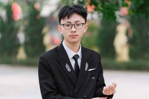 Cậu học trò vùng quê thuần nông lọt top học sinh có điểm tốt nghiệp cao nhất cả nước