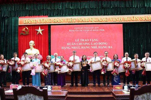 Đảng ủy Các cơ quan Đảng tỉnh sơ kết 6 tháng đầu năm 2026