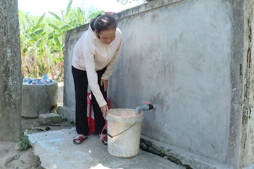 Mòn mỏi chờ nước sạch