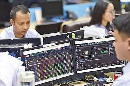Hoàn thiện pháp lý cho thị trường vốn