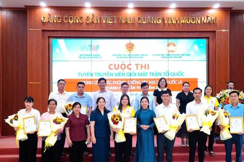 Tuyên truyền viên giỏi xây dựng môi trường không khói thuốc