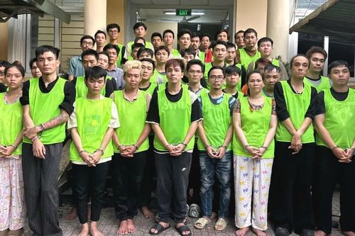 TPHCM: Xử lý 48 đối tượng liên quan đến ma túy, có ca sĩ Tăng Nhật Tuệ