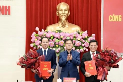 Quảng Ninh bổ nhiệm 2 giám đốc Sở