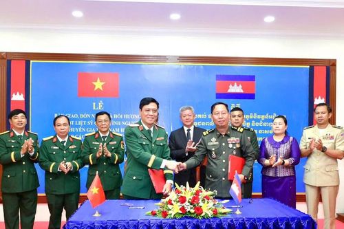 Quân khu 9 hồi hương 65 hài cốt liệt sĩ từ Campuchia