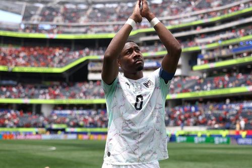 David Alaba nghẹn ngào sau thất bại trước Tây Ban Nha