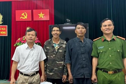 Quảng Ngãi: Cứu người đi lạc 550km, trao lại tài sản hơn 1,2 tỷ đồng