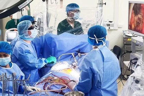 Chính sách y tế mới mở rộng quyền lợi cho người dân