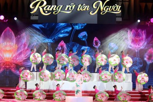 Cầu truyền hình đặc biệt 'Rạng rỡ tên Người': Lan tỏa niềm tự hào về Thành phố mang tên Bác