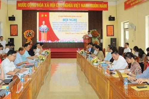 Khảo sát việc thực hiện chính sách giáo dục, y tế, đất đai đối với đồng bào dân tộc thiểu số tại Lào Cai