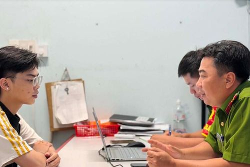 Người dân phường Phước Hội trả lại 4,5 tỷ đồng chuyển khoản nhầm