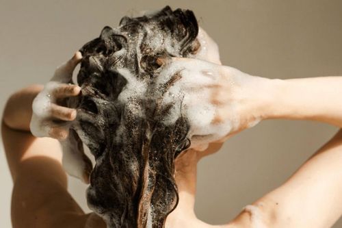 Thu hồi dầu gội và dầu xả Nourishing hair care nhãn hàng Herba Luxe