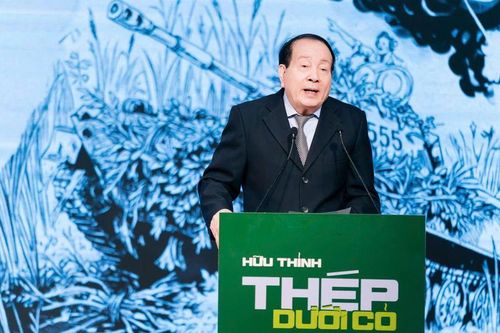 'Thép dưới cỏ' - Tiểu thuyết đầu tay của nhà thơ Hữu Thỉnh