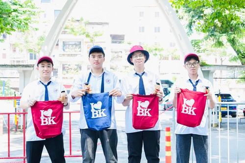 Đại học Bách khoa Hà Nội dự báo điểm chuẩn 2026: Ngành AI cao nhất trên 28,5