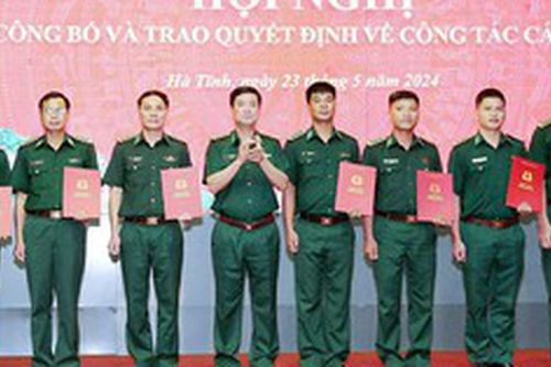 Bảo lưu thành tích để xét thăng quân hàm trước thời hạn