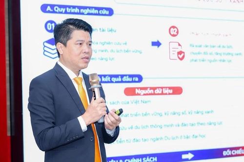 Khi 'biết làm nghề' thôi là chưa đủ: Sinh viên du lịch cần chuẩn bị gì trước làn sóng chuyển đổi kép?