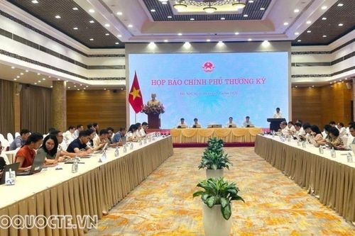 Họp báo Chính phủ tháng 6/2026: Có 9 địa phương tăng trưởng hai con số