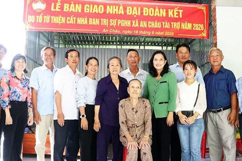 Ấm áp những căn nhà nghĩa tình