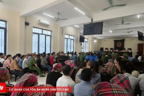Từ mâu thuẫn nhỏ đến 'bài học đắt giá' trong vụ 2 án nhóm thanh niên mang hung khí truy sát nhau giữa phố