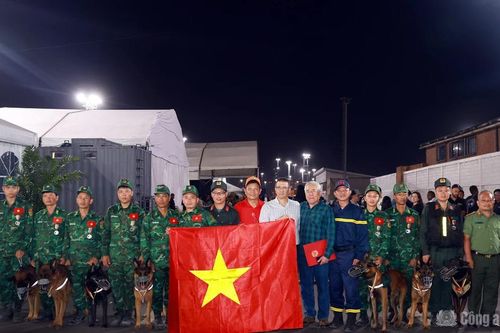 Chính phủ Venezuela cảm kích sâu sắc trước sự hiện diện của Đoàn cứu nạn, cứu hộ Việt Nam