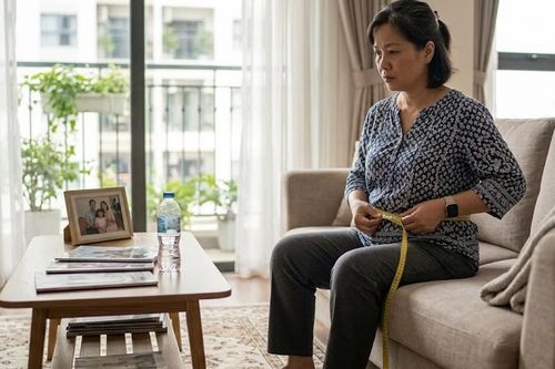 Giảm cân ở phụ nữ tiền mãn kinh có khó không?