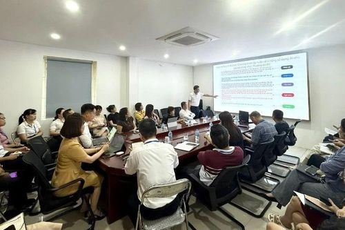 Thị trường lao động Việt Nam trong nửa đầu năm 2026 tiếp tục vận động theo hướng tích cực