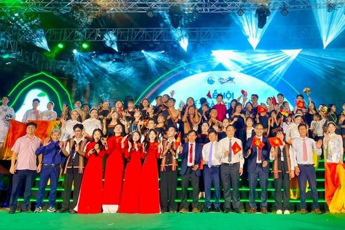 Khai mạc Lễ hội Hương Quế Trà Leng lần thứ I
