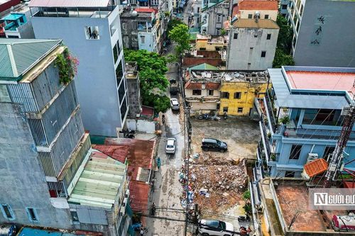 Phá dỡ, mở rộng đoạn đường 'đau khổ' ở Hà Nội