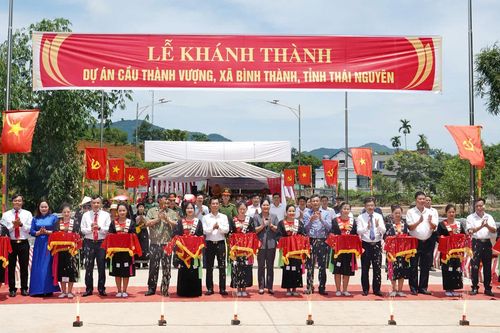 Khánh thành cầu Thành Vượng, xã Bình Thành
